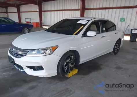 2017 Honda Accord Lx z USA, uszkodzony, nr VIN 1HGCR2F36HA185873